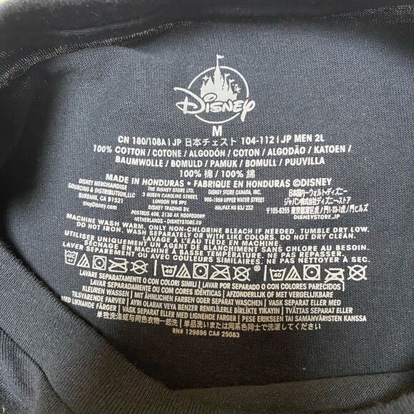 Disney NWT Buzz Lightyear Black Glow in the Dark Graphic Shirt Sz M - Picture 6 of 9